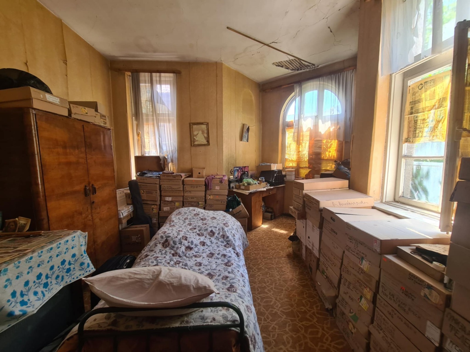 Продава ЕТАЖ ОТ КЪЩА, гр. Хасково, Училищни, снимка 2 - Етаж от къща - 53819649