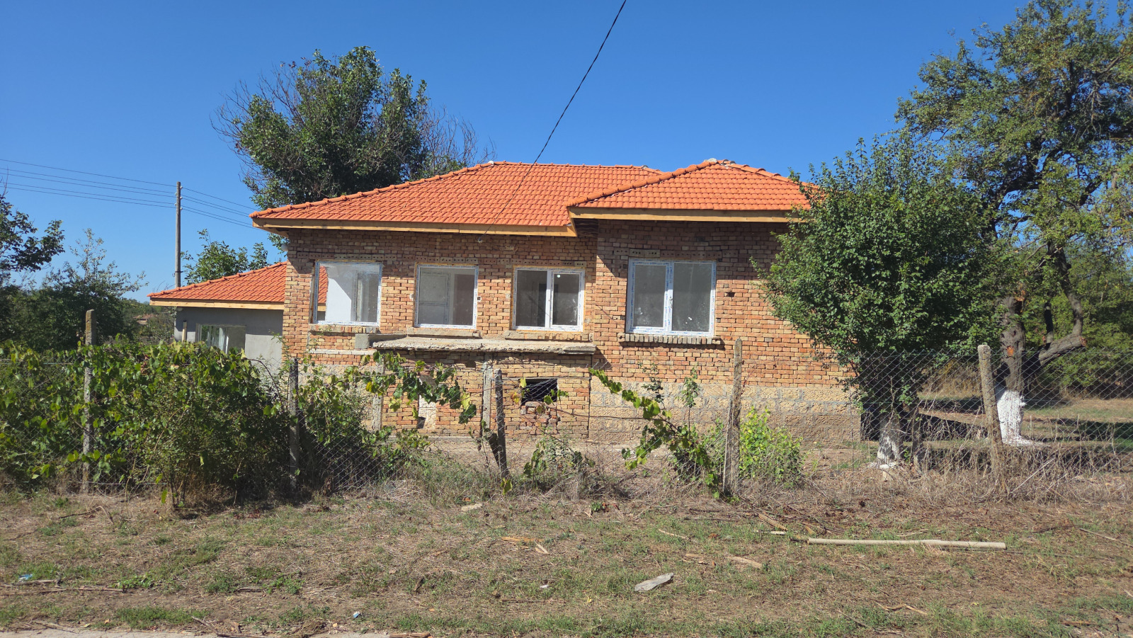 Продава КЪЩА, с. Червенци, област Варна, снимка 14 - Къщи - 55410897