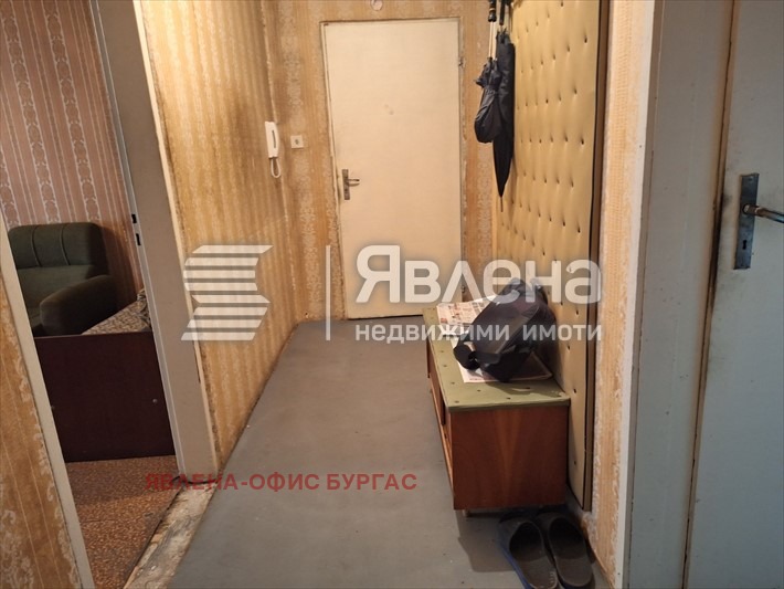 Продава 3-СТАЕН, гр. Бургас, Изгрев, снимка 9 - Апартаменти - 52998338