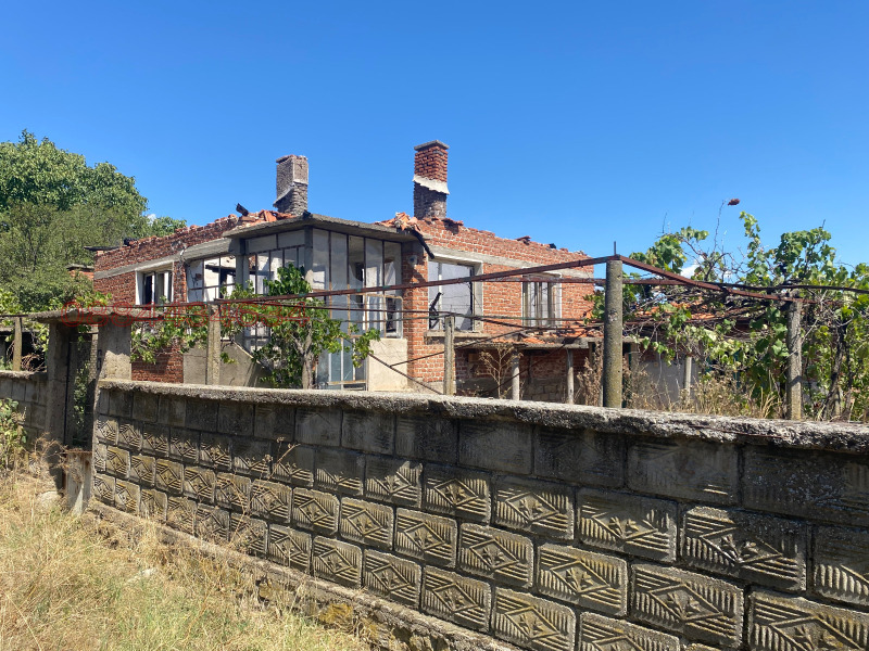 Продава КЪЩА, с. Желю войвода, област Сливен