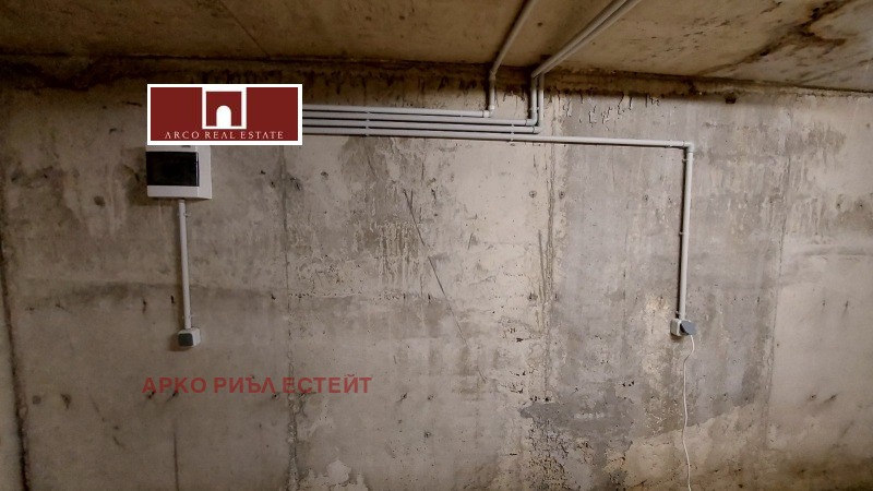 En venta  Cochera Sofia , Ovcha kupel 2 , 70 metros cuadrados | 38690556 - imagen [7]