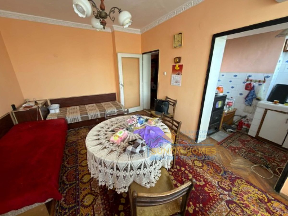 Продава 3-СТАЕН, гр. Павликени, област Велико Търново