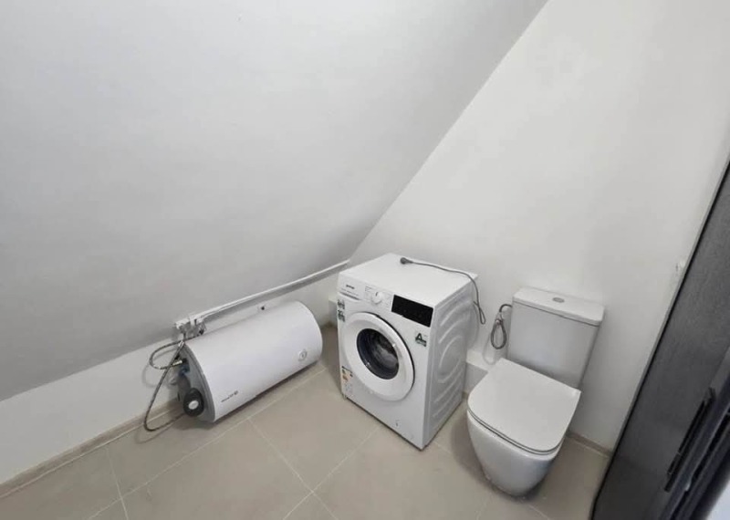 Продава  3-стаен град Русе , Широк център , 116 кв.м | 97508428 - изображение [7]