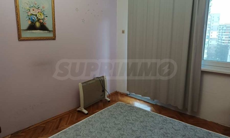 Продава 4-СТАЕН, гр. Бургас, Център, снимка 9 - Апартаменти - 53130114