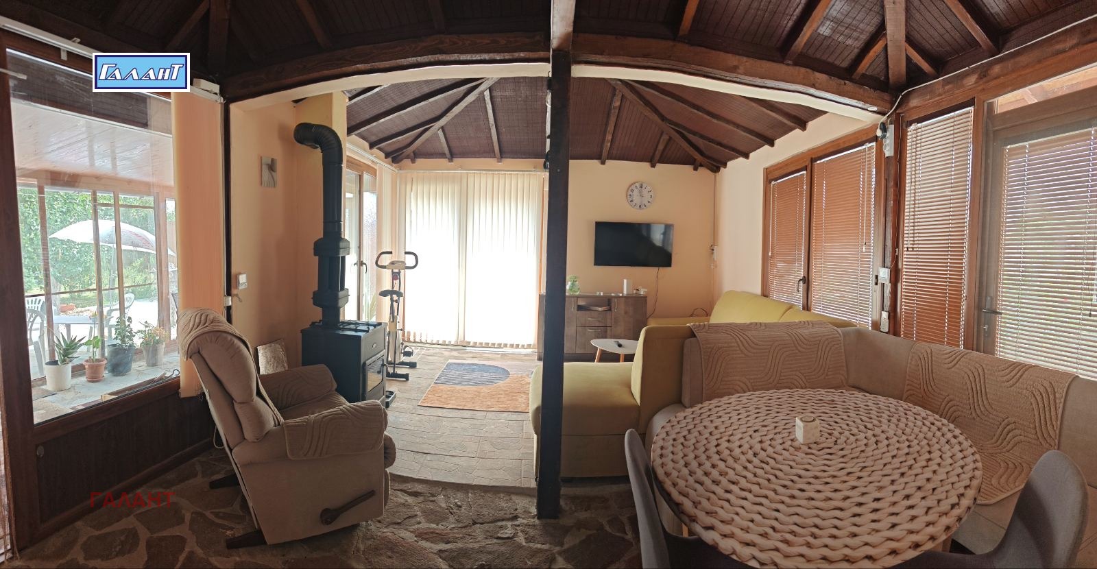 Продава КЪЩА, гр. Варна, м-т Перчемлията, снимка 8 - Къщи - 56303619