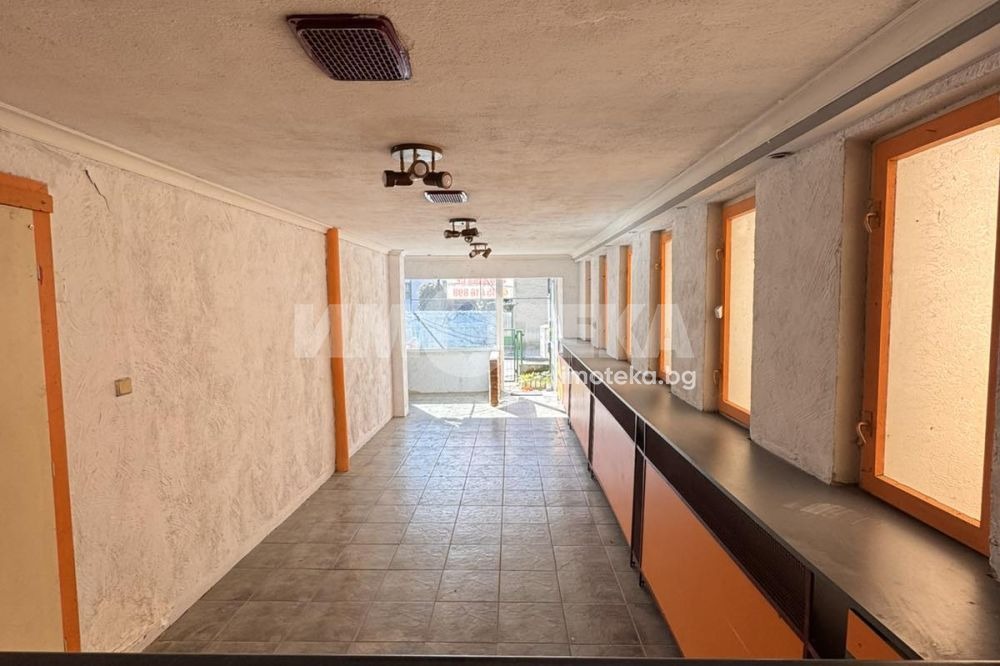 Продава ГАРАЖ, ПАРКОМЯСТО, гр. Варна, Левски 1, снимка 9 - Гаражи и паркоместа - 53614945