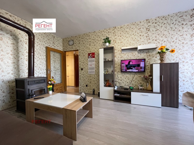 Til salgs  1 soverom Gabrovo , Mladost , 55 kvm | 58448918