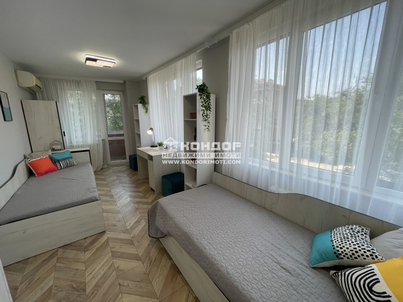 Продава  3-стаен град Пловдив , Христо Смирненски , 97 кв.м | 13296224 - изображение [10]