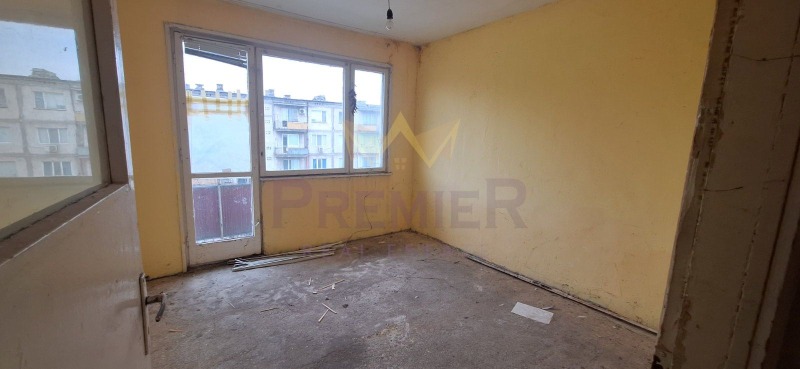 In vendita  3 camere da letto regione Varna , Devnia , 72 mq | 80275019