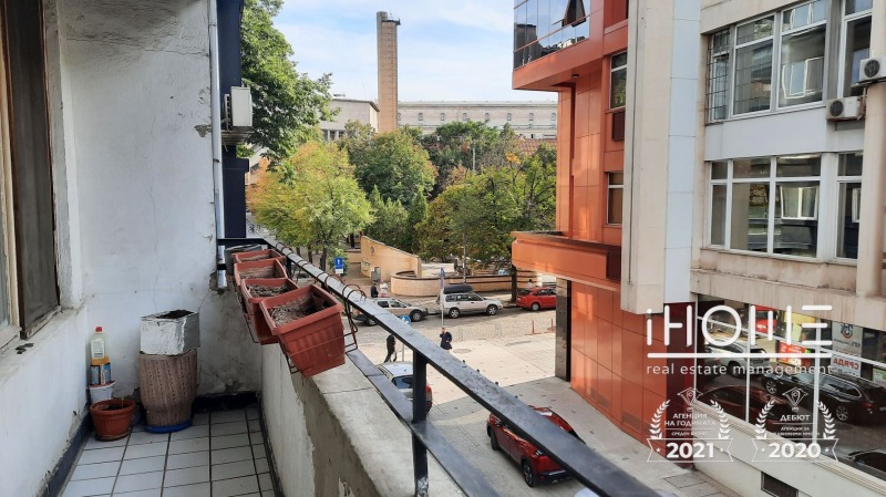 En venta  3 dormitorios Sofia , Tsentar , 140 metros cuadrados | 60939520 - imagen [6]