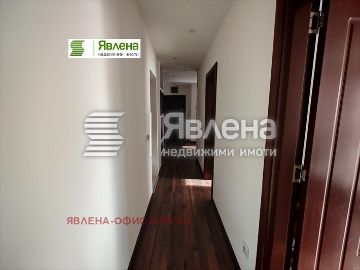 Продава МНОГОСТАЕН, гр. Бургас, Лазур, снимка 7 - Aпартаменти - 48073233