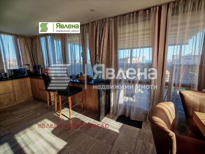 Продава МНОГОСТАЕН, гр. Бургас, Лазур, снимка 11 - Aпартаменти - 48073233