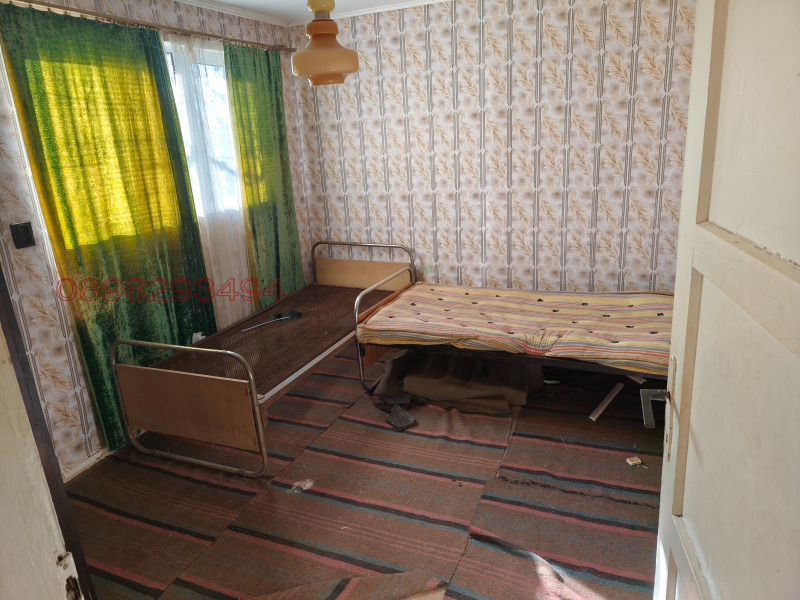 Продава КЪЩА, с. Блатец, област Сливен, снимка 15 - Къщи - 53114040