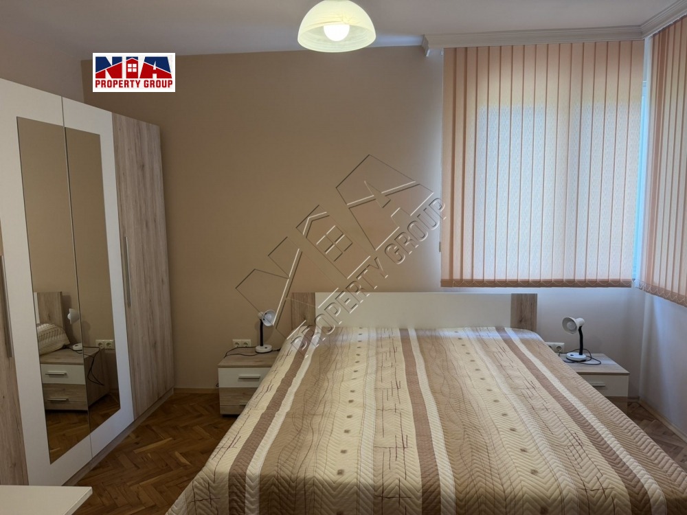 Продава МНОГОСТАЕН, гр. Бургас, Възраждане, снимка 13 - Апартаменти - 54629502