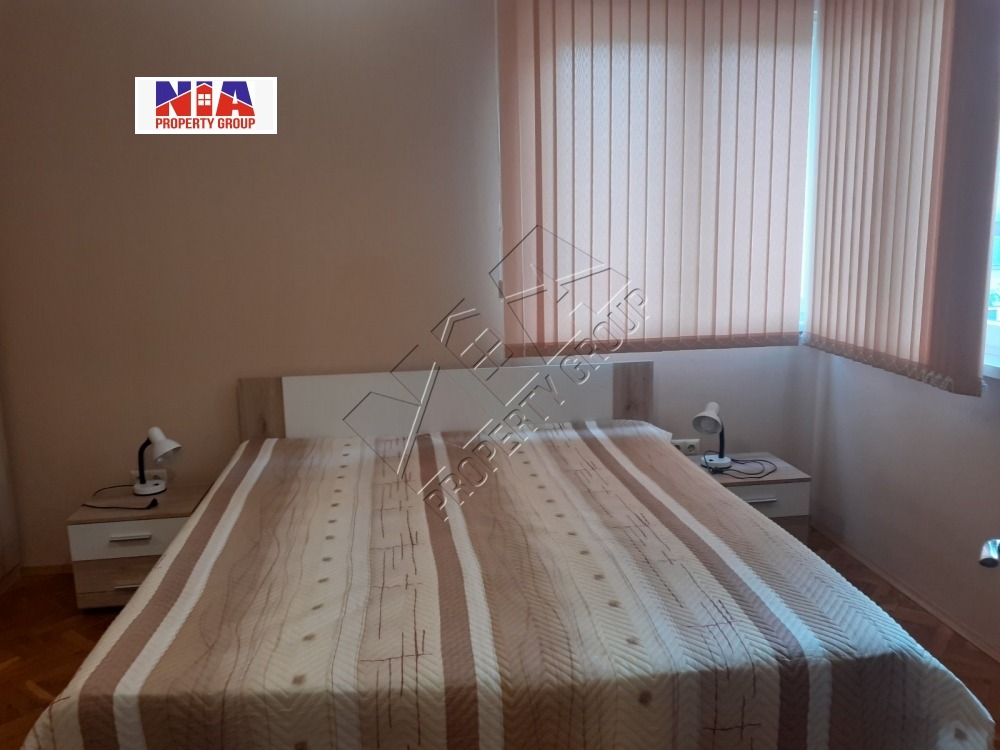 Продава МНОГОСТАЕН, гр. Бургас, Възраждане, снимка 13 - Апартаменти - 54629502