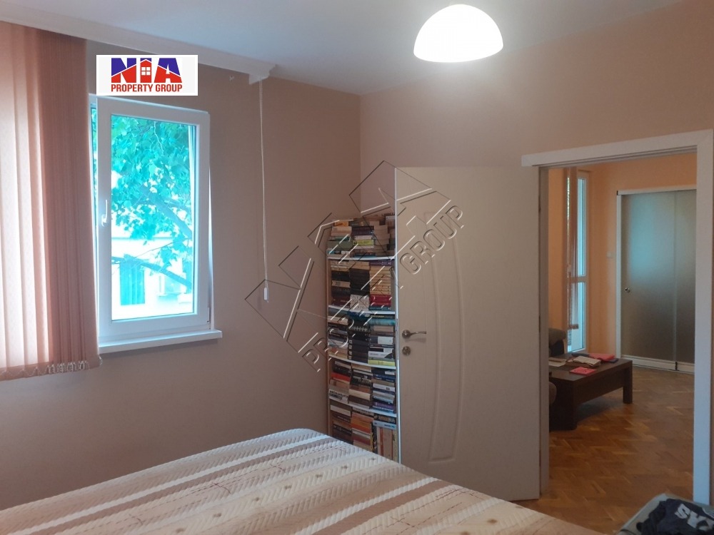 Продава МНОГОСТАЕН, гр. Бургас, Възраждане, снимка 14 - Апартаменти - 54629502
