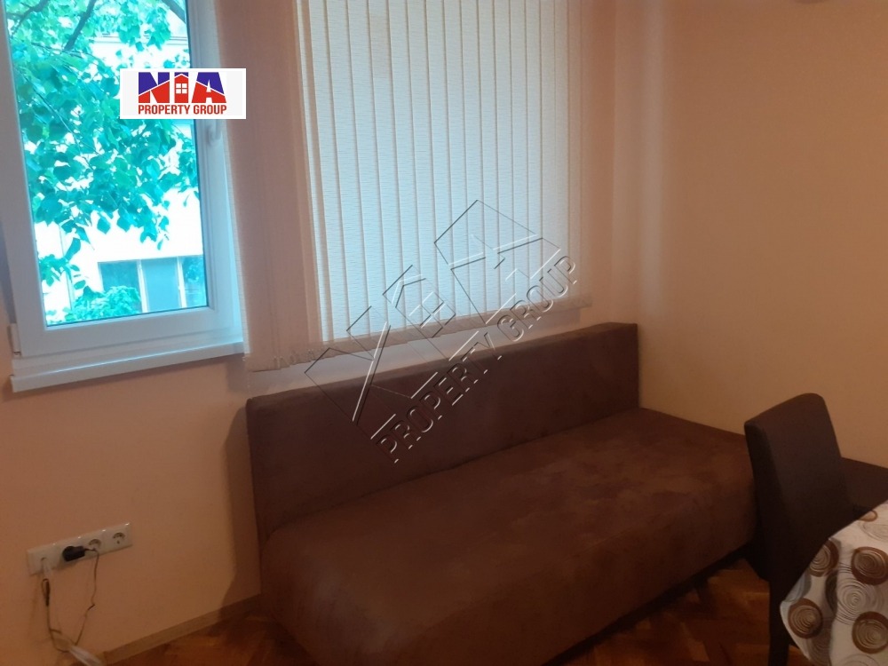 Продава МНОГОСТАЕН, гр. Бургас, Възраждане, снимка 3 - Апартаменти - 54629502