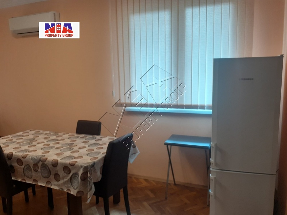 Продава МНОГОСТАЕН, гр. Бургас, Възраждане, снимка 4 - Апартаменти - 54629502