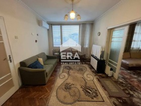 2-стаен град Варна, Център