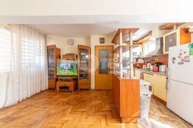 2 bedroom Kolhozen pazar, Varna 4