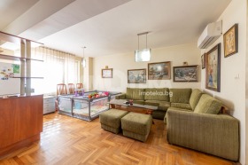 2 bedroom Kolhozen pazar, Varna 1