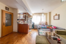 2 bedroom Kolhozen pazar, Varna 3