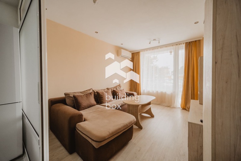 Продава  2-стаен град Варна , Погреби , 66 кв.м | 72903988 - изображение [3]