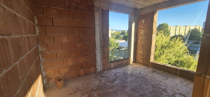 Продава  3-стаен град Перник , Изток , 90 кв.м | 37350144 - изображение [14]