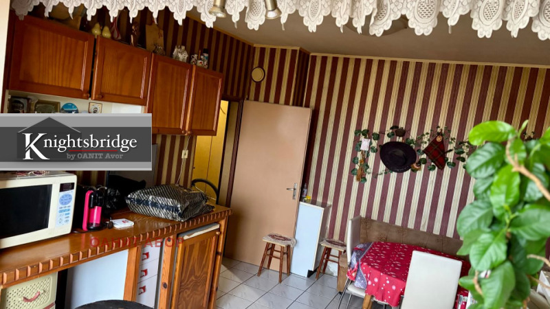 Продава 3-СТАЕН, гр. София, Люлин 9, снимка 8 - Апартаменти - 52463553