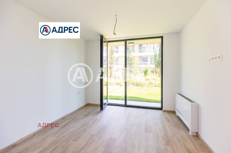 Продава МНОГОСТАЕН, гр. Варна, к.к. Св.Св. Константин и Елена, снимка 12 - Апартаменти - 52747062