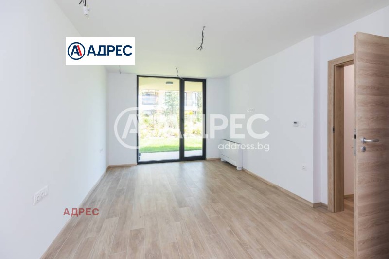 Продава МНОГОСТАЕН, гр. Варна, к.к. Св.Св. Константин и Елена, снимка 15 - Апартаменти - 52747062