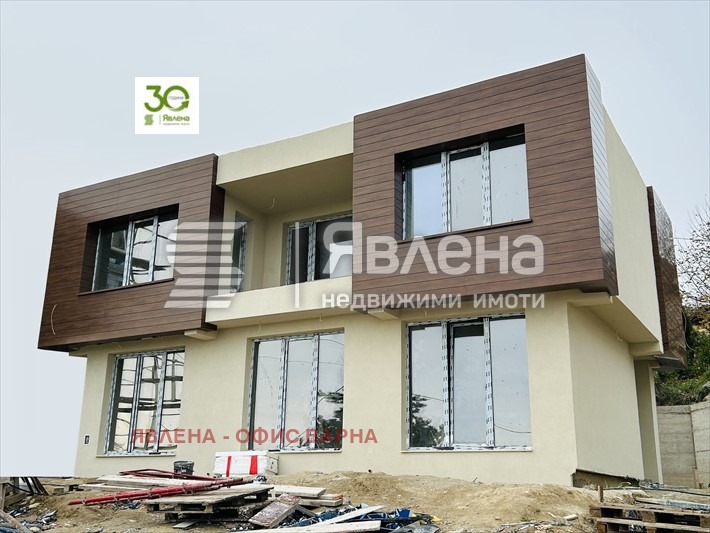 Продава КЪЩА, гр. Варна, м-т Акчелар, снимка 1 - Къщи - 48242479