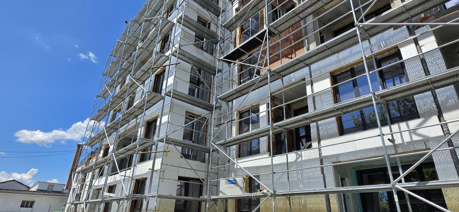 Продава 3-СТАЕН, гр. Перник, Изток, снимка 3 - Апартаменти - 54724633