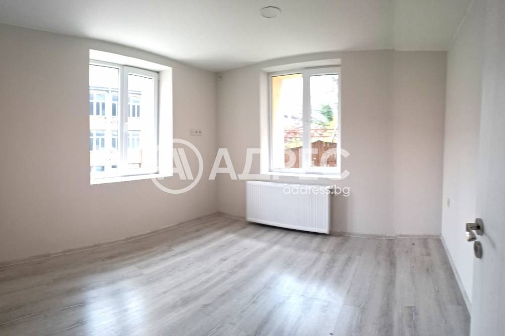 Продава КЪЩА, гр. Габрово, Център, снимка 3 - Къщи - 53970359