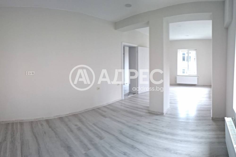Продава КЪЩА, гр. Габрово, Център, снимка 2 - Къщи - 53970359