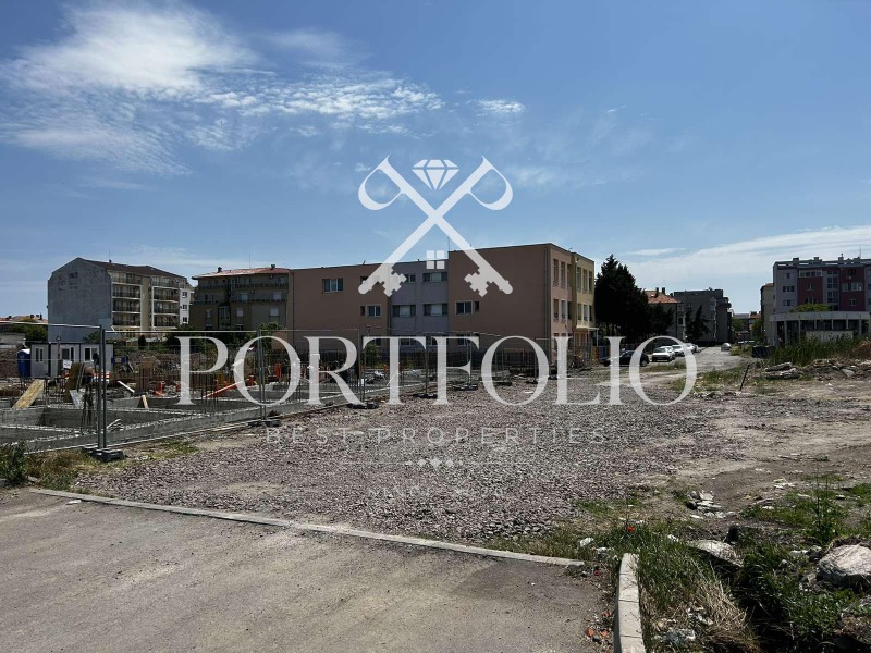 Myytävänä  1 makuuhuone Burgasin alue , Pomorie , 79 neliömetriä | 68636730 - kuva [8]