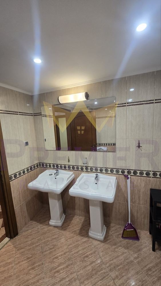 Zu verkaufen  2 Schlafzimmer Warna , k.k. Slantschew den , 141 qm | 74857642 - Bild [7]