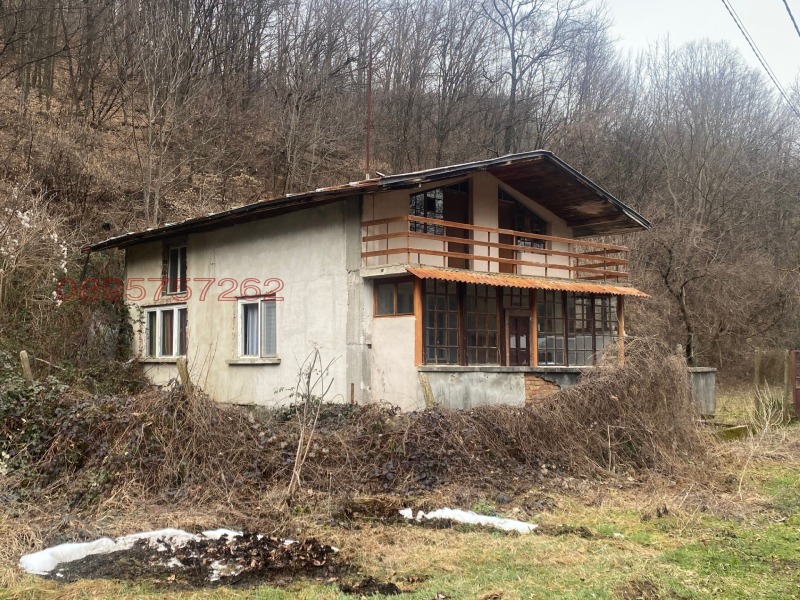 Продава КЪЩА, с. Трънито, област Габрово, снимка 3 - Къщи - 53265960