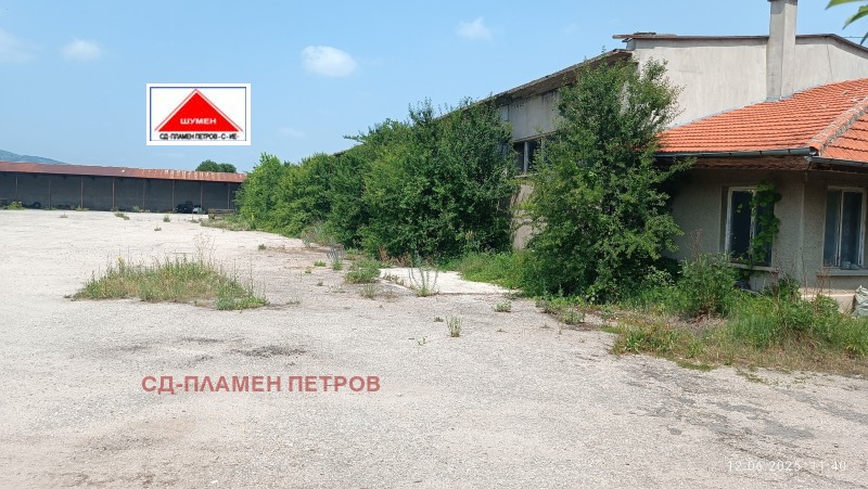 Продава СКЛАД в град Шумен, Промишлена зона - 6000 кв.м / 317 000 € » 619 998.11 лв., СД-ПЛАМЕН ПЕТРОВ