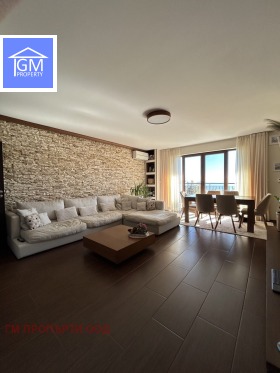 ����� ������� 3-�����,���� �����, ����>