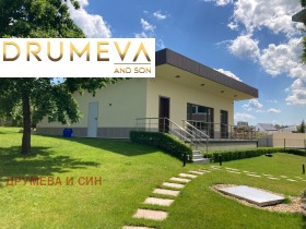 Hus m-t Zelenika, Varna