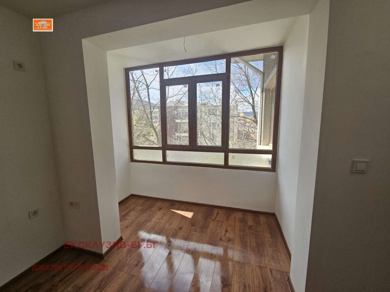 Продава  4-стаен град Шумен , Център , 78 кв.м | 47394116 - изображение [4]