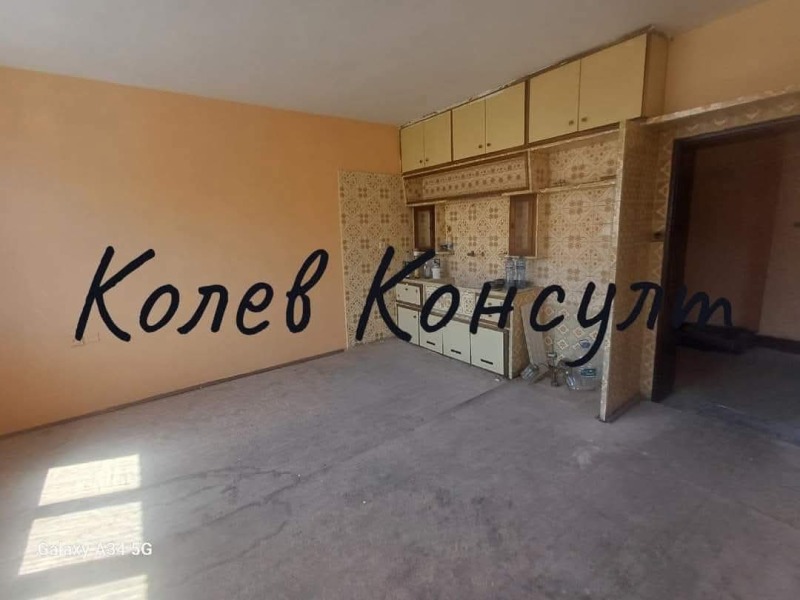 Продава ЕТАЖ ОТ КЪЩА, гр. Хасково, Каменни, снимка 5 - Етаж от къща - 52479782