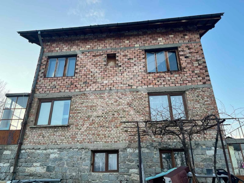 Продава  Къща град София , гр. Банкя , 186 кв.м | 23024710