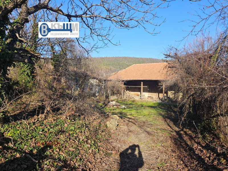 Продава КЪЩА, с. Пчелище, област Велико Търново