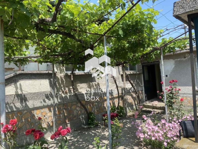 Продава КЪЩА, с. Стряма, област Пловдив, снимка 7 - Къщи - 52968671