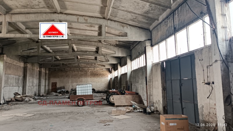 Продава СКЛАД, гр. Шумен, Промишлена зона, снимка 2 - Складове - 50985358