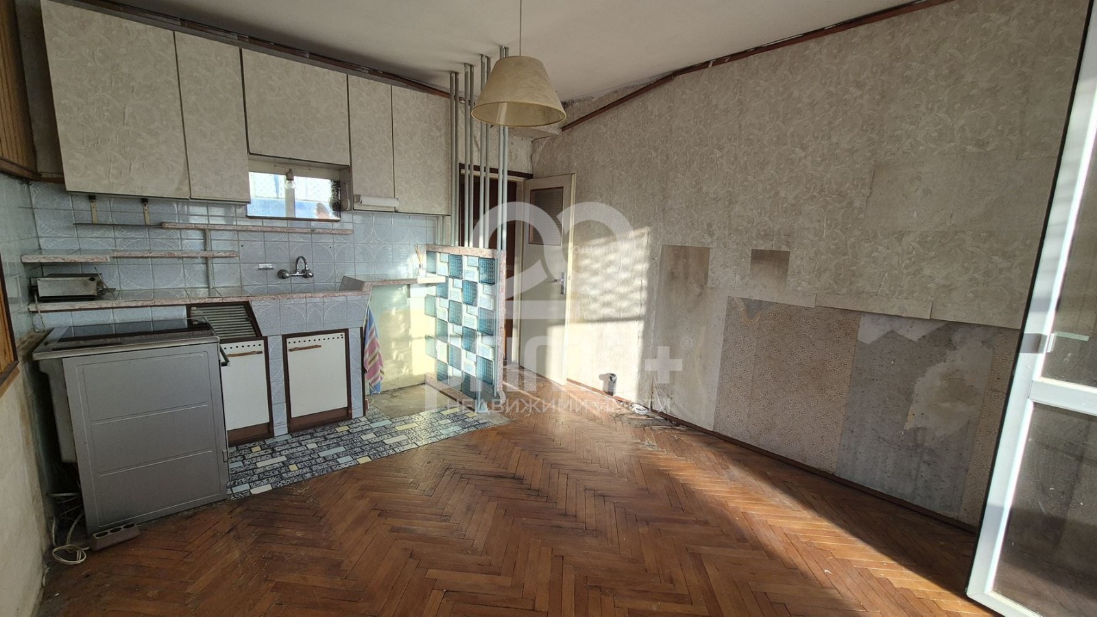 Продава 2-СТАЕН, гр. Велико Търново, Бузлуджа, снимка 4 - Апартаменти - 56191189