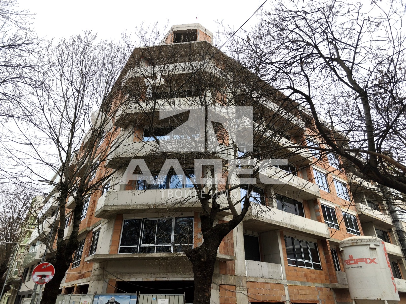Продава 3-СТАЕН, гр. София, Банишора, снимка 2 - Апартаменти - 53874805