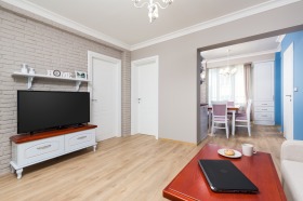 2 bedroom Tsentar, Sofia 1